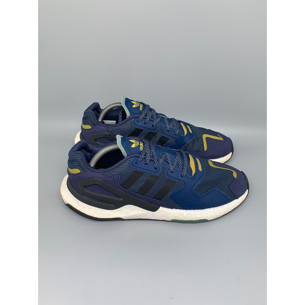 Adidas Day Jogger Navy Blue Yellow Running Shoes FW4832 Men's Sz 10.5
